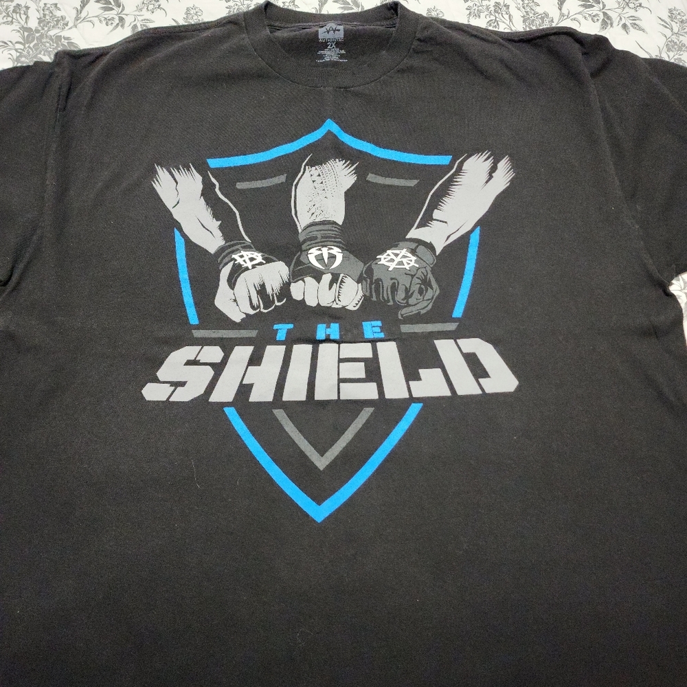 WWE the Shield graphic tee